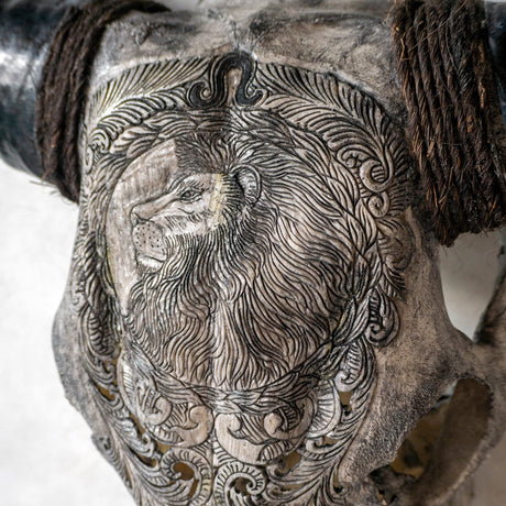 Hand Carved Cow Skull - Gray Leo