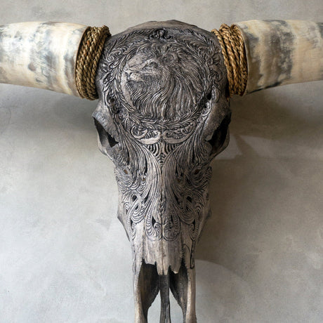 Hand Carved Longhorn Skull - Gray Leo