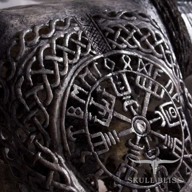 のり様取り置き　NARROW 3 SKULLS & LEAVES Hand Carved Longhorn Skull // XL Horns - Gray Vegvísir – Skull Bliss