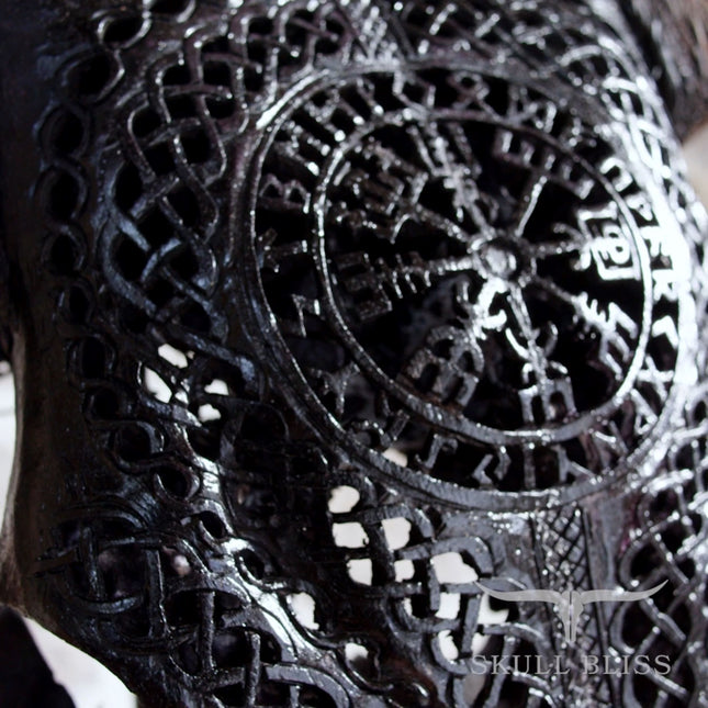 Hand Carved Ram Skull - Black Vegvísir – Skull Bliss